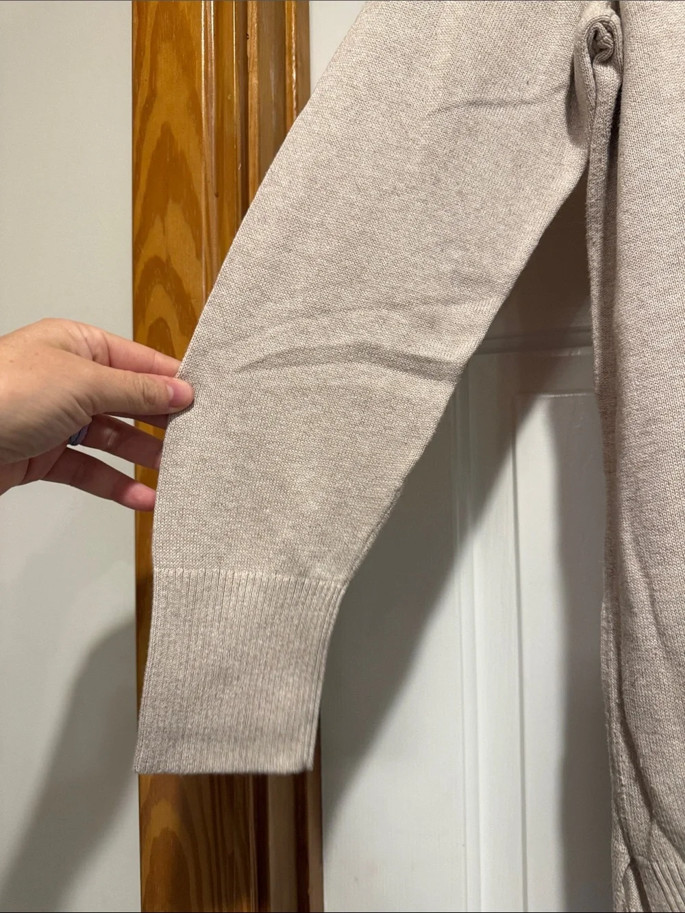 Old Navy Beige V-Neck Lightweight Sweater